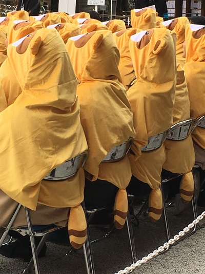 京都の下鴨神社が狸でいっぱい アニメ 有頂天家族2 の成功祈願 京都特別親善大使任命式 幻冬舎ニュース 幻冬舎plus