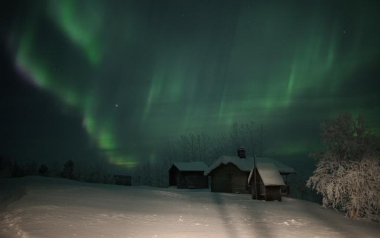 日本は地震速報 フィンランドはオーロラアラート フィンランドで暮らしてみた 芹澤桂 幻冬舎plus